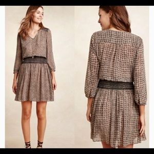 Anthropologie Vanessa Virginia Large Day Tripper Dress Tan Black Long Sleeve